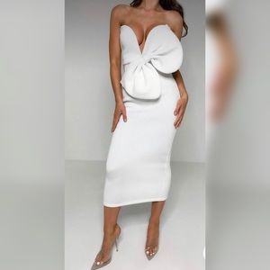 BRAND NEW WITH TAGS white scuba bow v bar midi dress